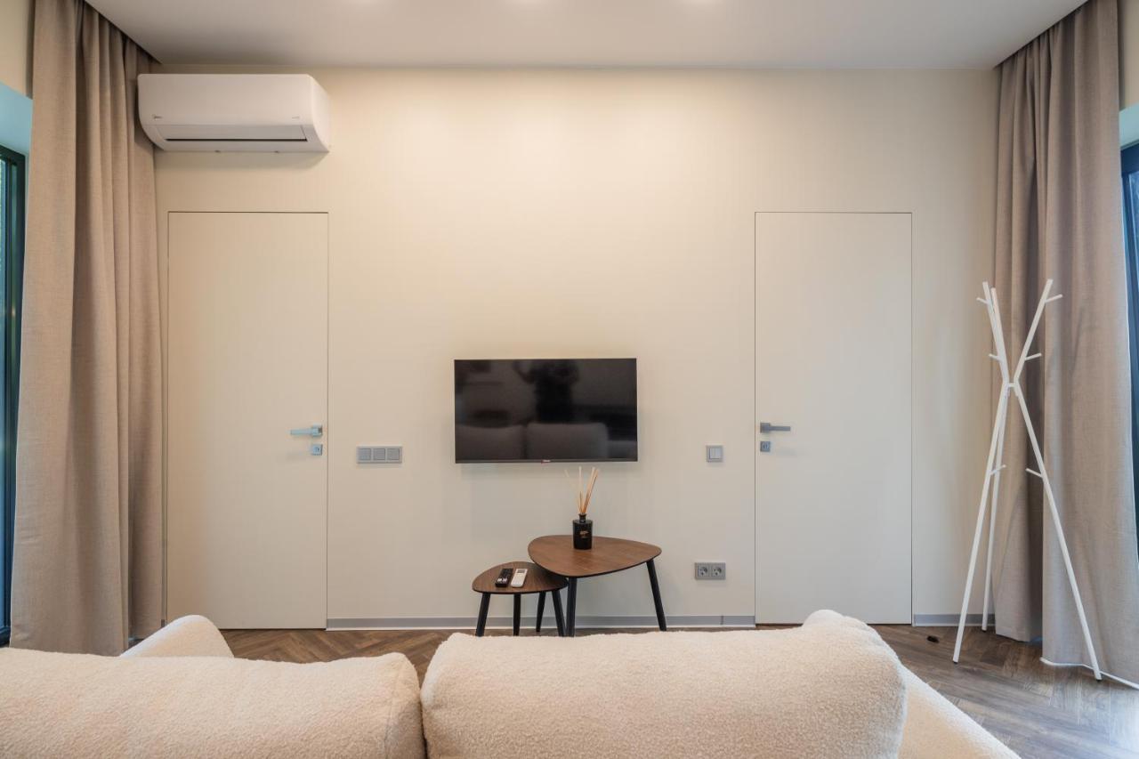 Green House Downtown Apartments With Private Free Parking And Bike Storage 克莱佩达 外观 照片