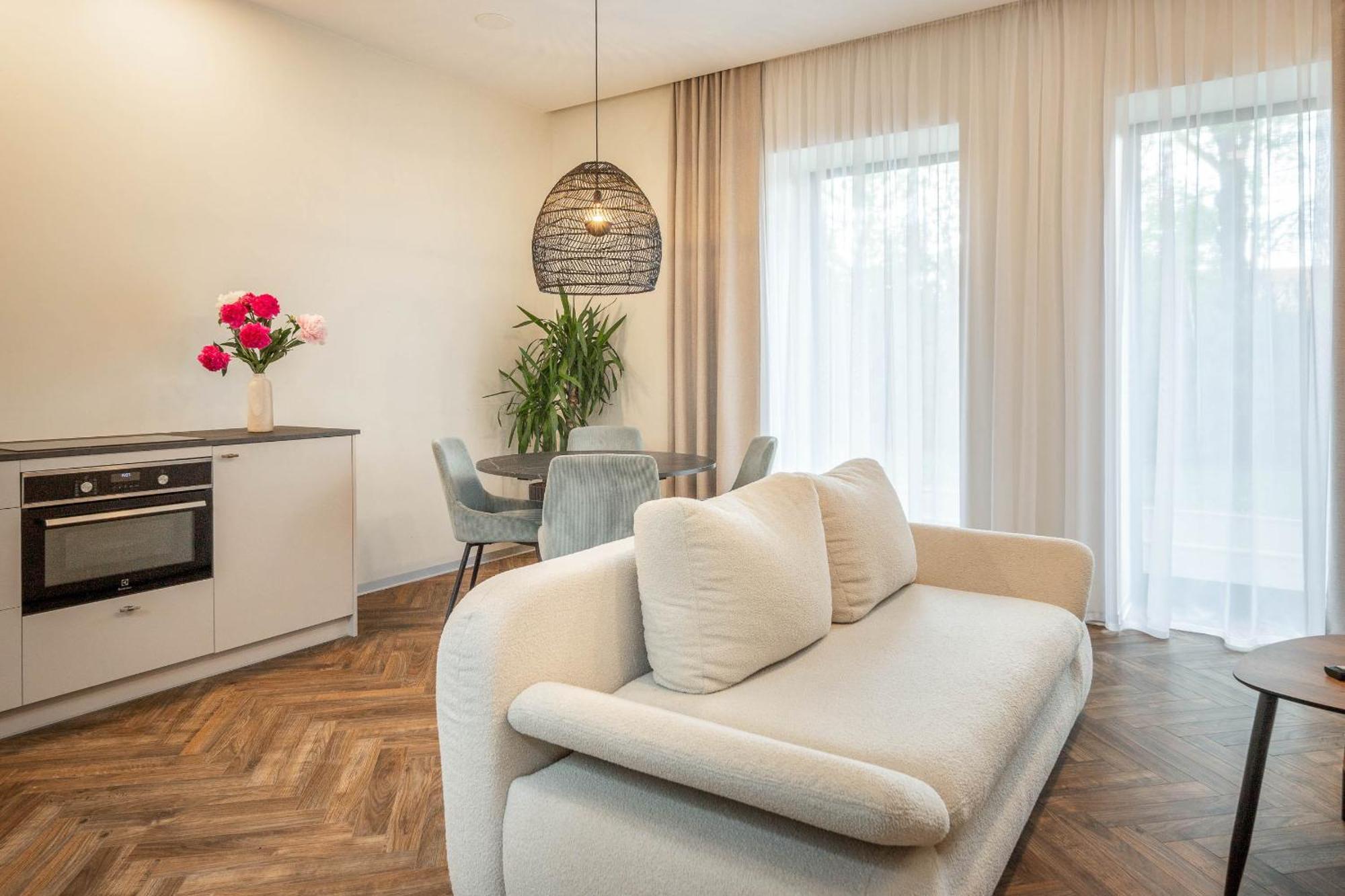 Green House Downtown Apartments With Private Free Parking And Bike Storage 克莱佩达 外观 照片
